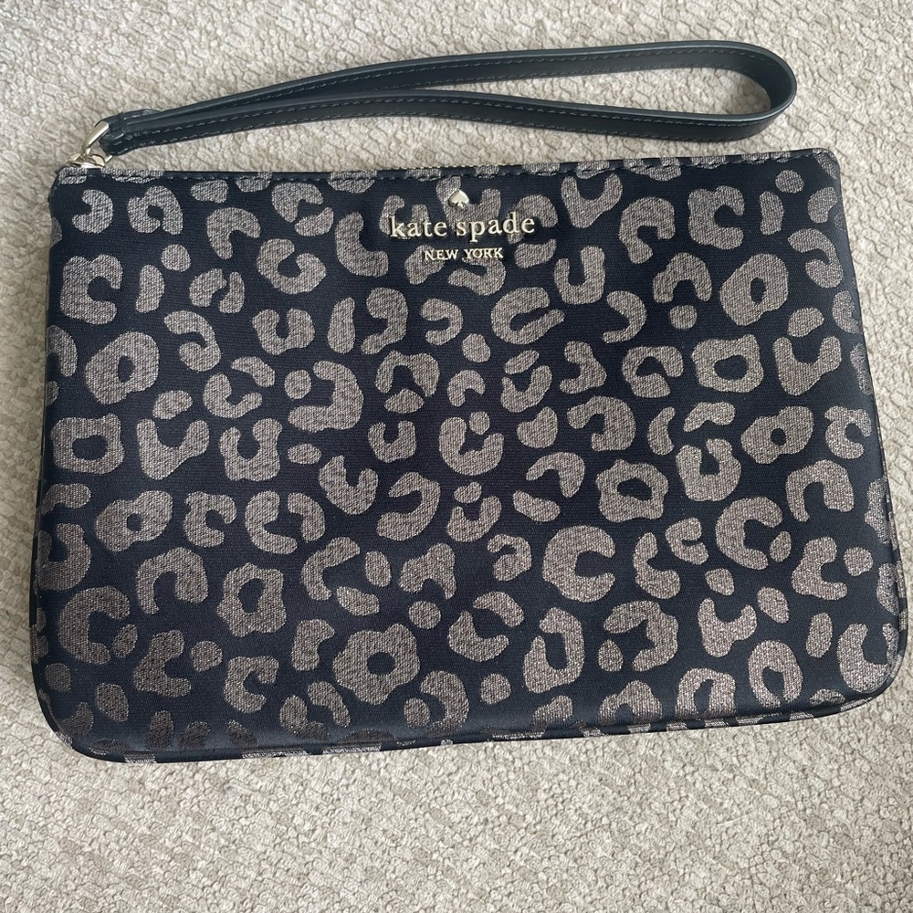 Kate spade leopard wristlet